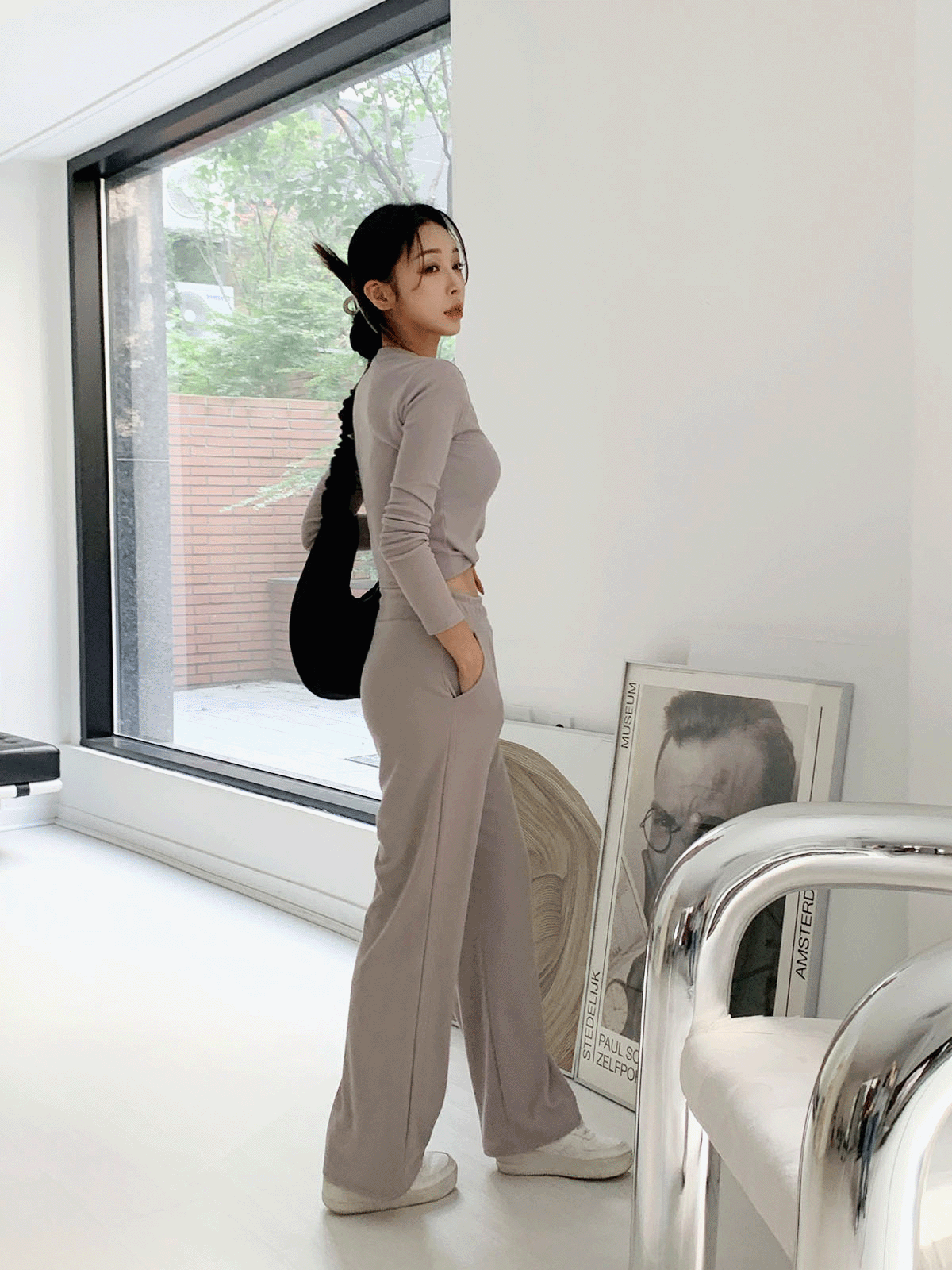 SET2185K27-치넌르 꼬임 긴팔 티셔츠 밴딩 일자 팬츠 세트
