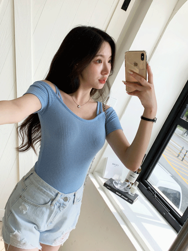 T12797K35-르미아 골지 끈 오프숄더 티셔츠