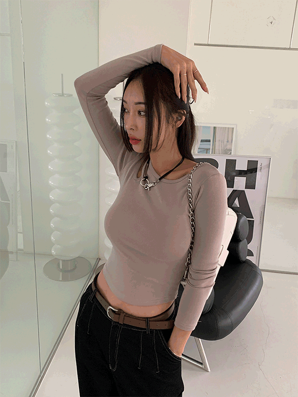T13429K38-이사오 라운드넥 어깨 트임 긴팔티